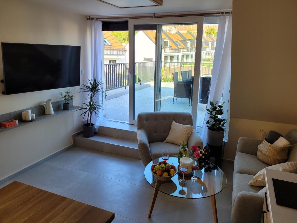 Ferienwohnung Zamek Na Dlani Mikulov Exterior foto