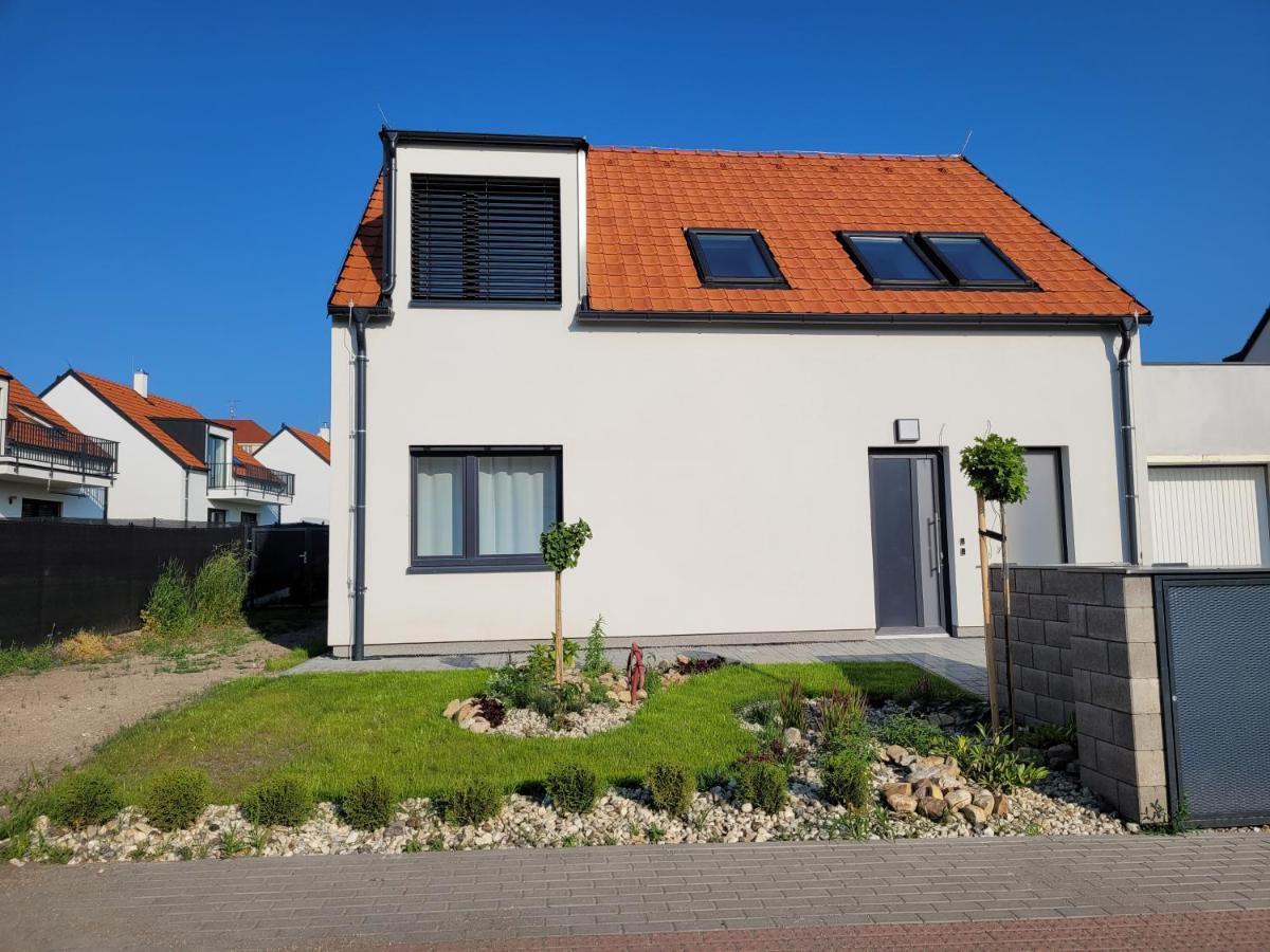 Ferienwohnung Zamek Na Dlani Mikulov Exterior foto